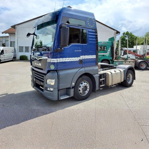 شاحنة MAN TGX 18 470 كبينة XXL لون أزرق موديل 2021 – شاحنة مستعملة للبيع في السعودية