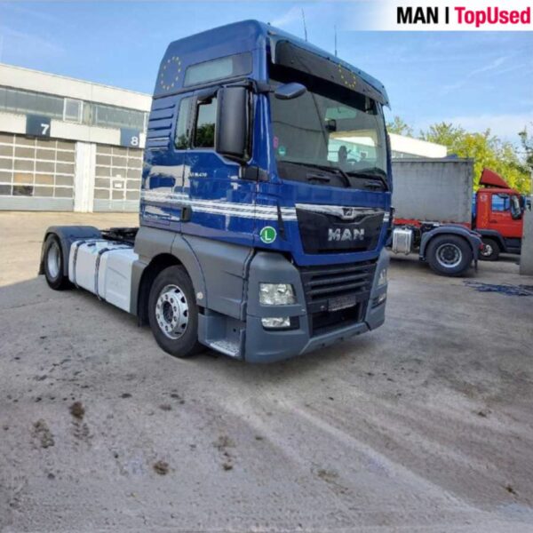 MAN TGX 18 470 XXL cab blue used truck for sale in Saudi Arabia