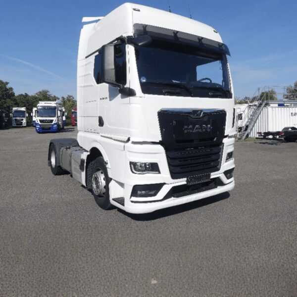 MAN TGX 18 470 GX cab white used truck for sale in Saudi Arabia