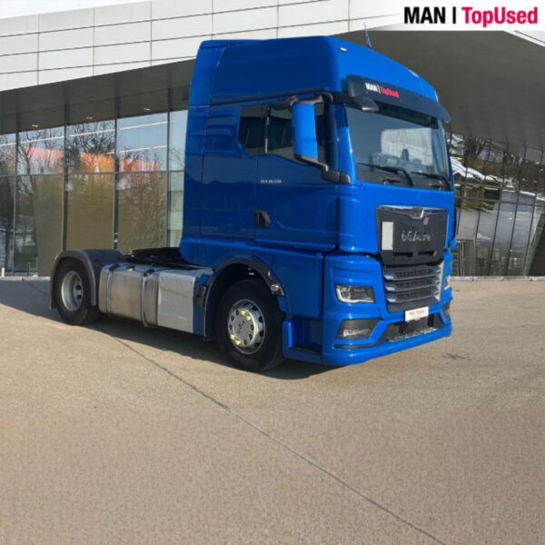 MAN TGX 18 510 GX cab blue used truck for sale in Saudi Arabia